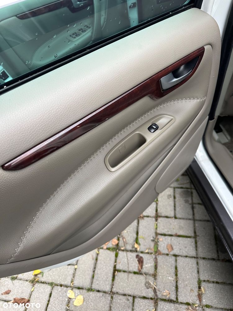 Volvo XC 70 AWD Momentum - 18