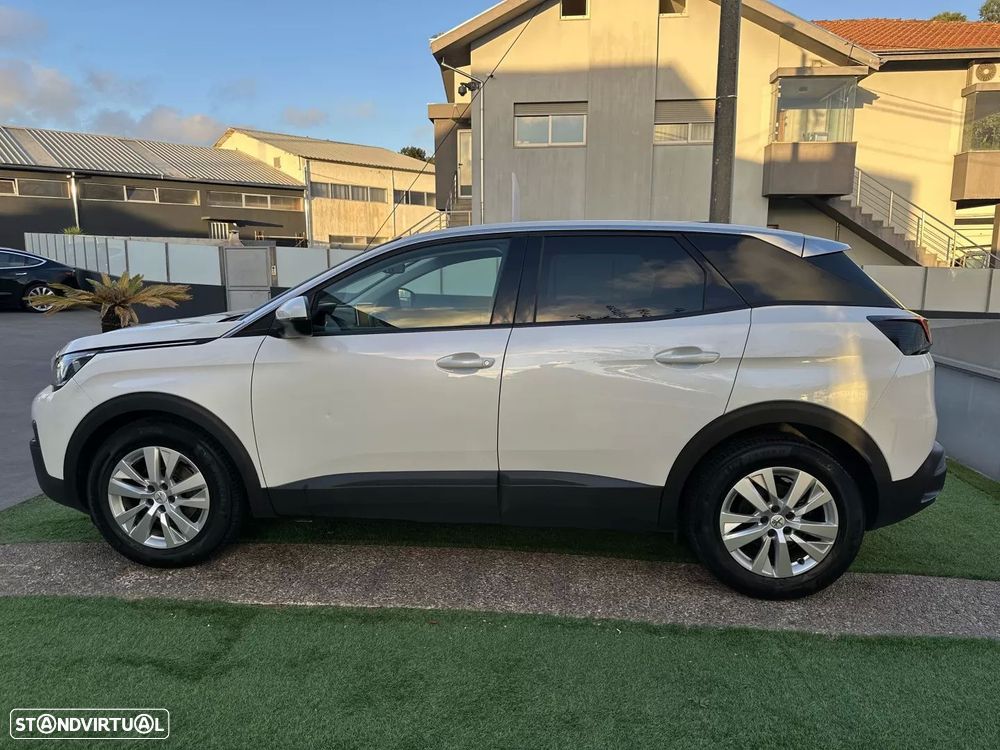Peugeot 3008 1.2 PureTech Allure - 19
