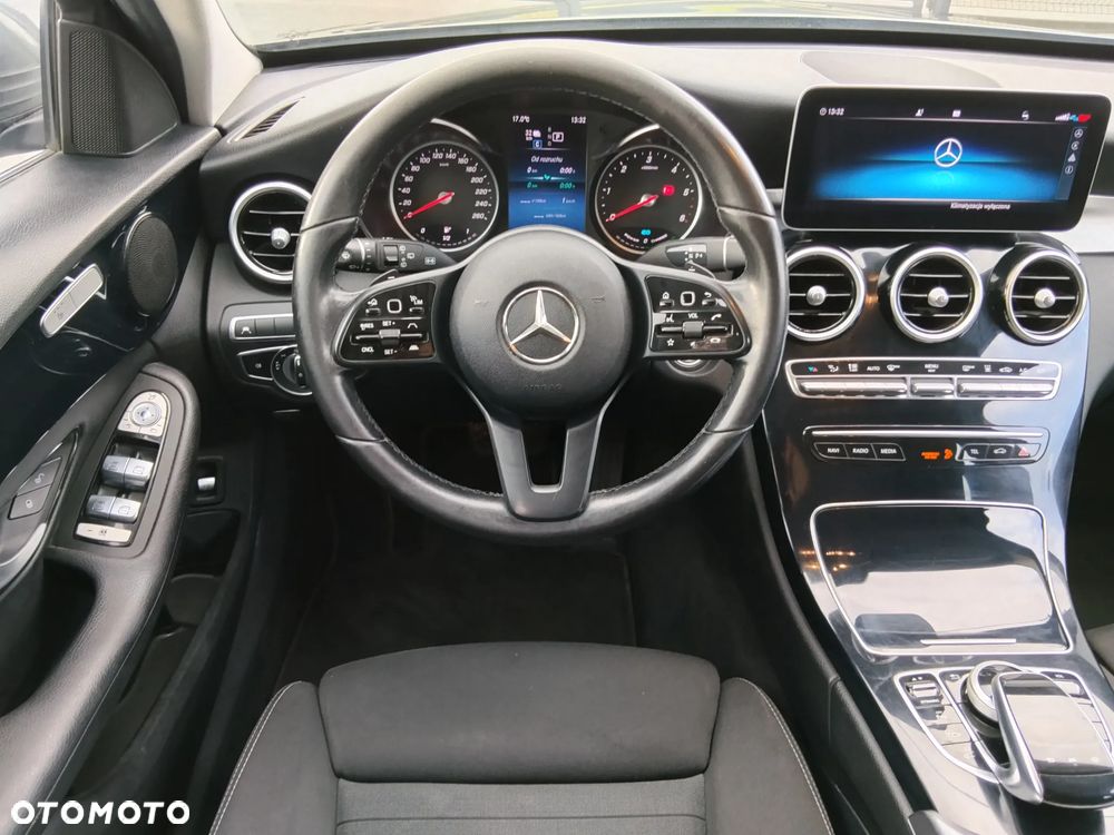 Mercedes-Benz Klasa C 300 de 9G-TRONIC Avantgarde - 11