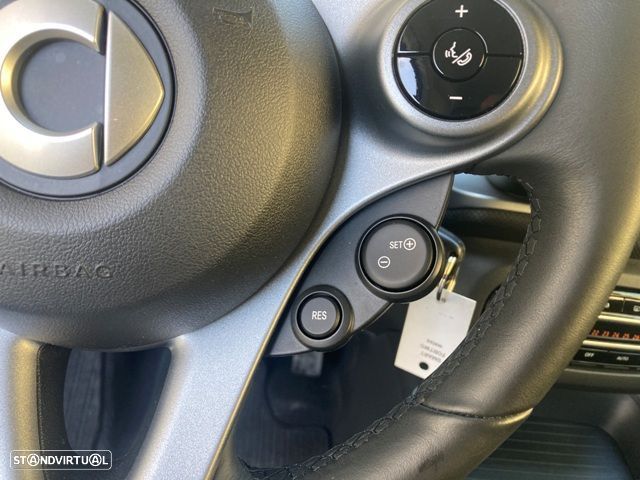 Smart ForTwo Coupé EQ passion - 16