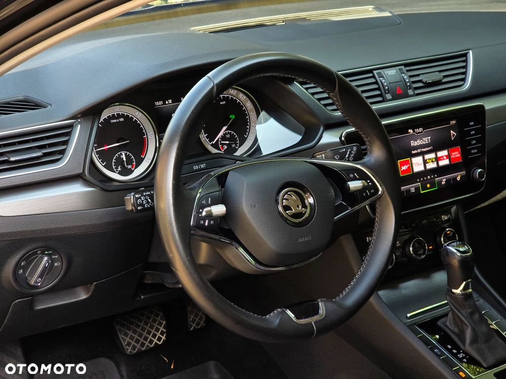 Skoda Superb 2.0 TDI SCR 4x4 Style DSG - 17