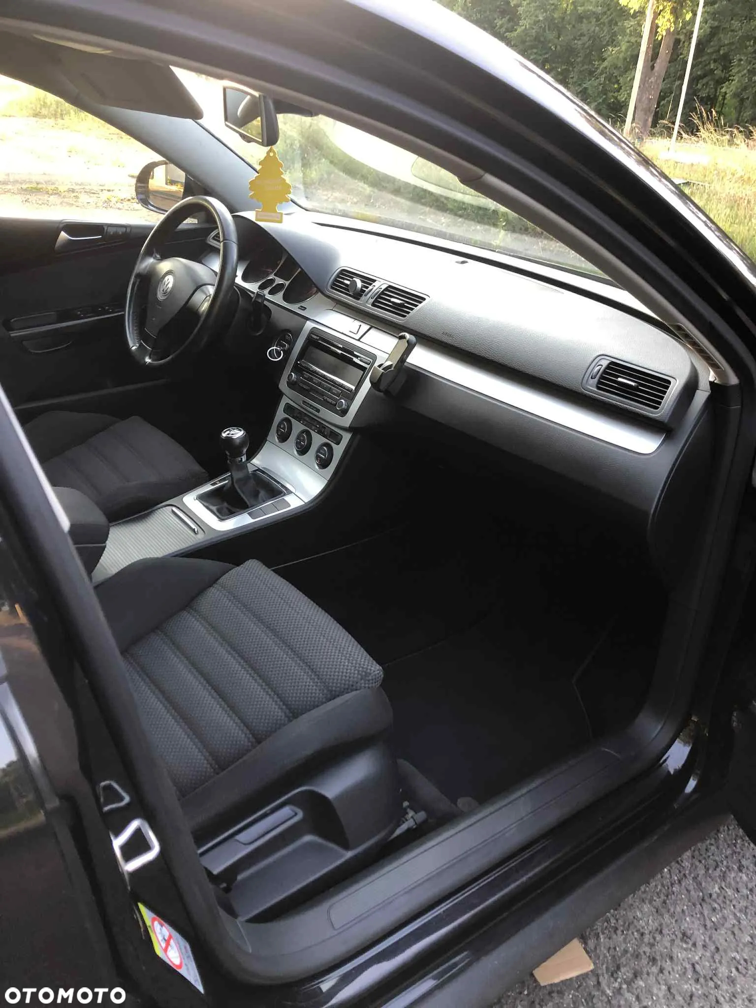 Volkswagen Passat Variant 2.0 TDI DPF Sportline - 21
