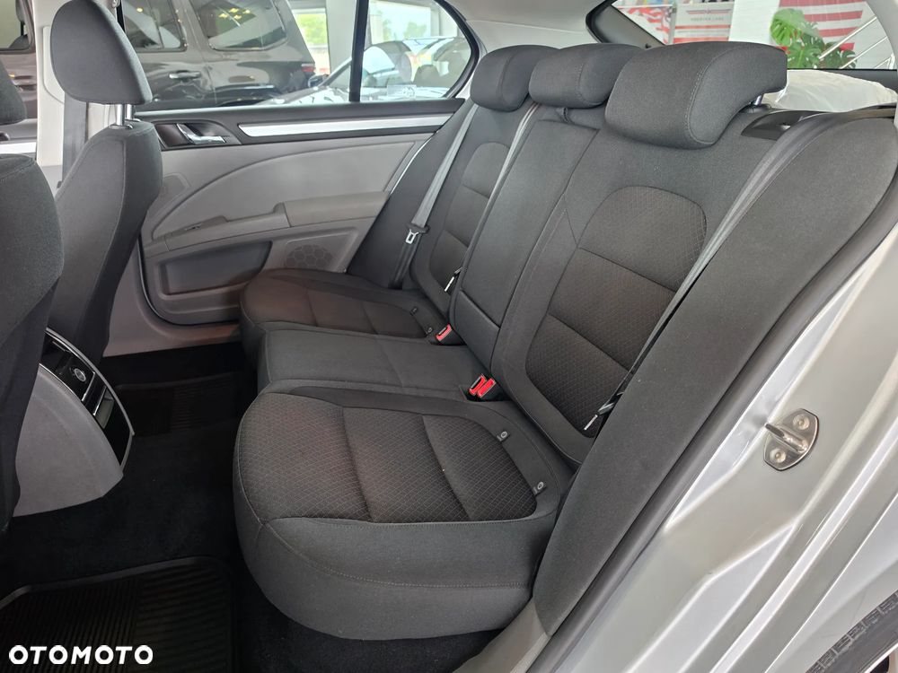 Skoda Superb 2.0 TDI Elegance DSG - 9