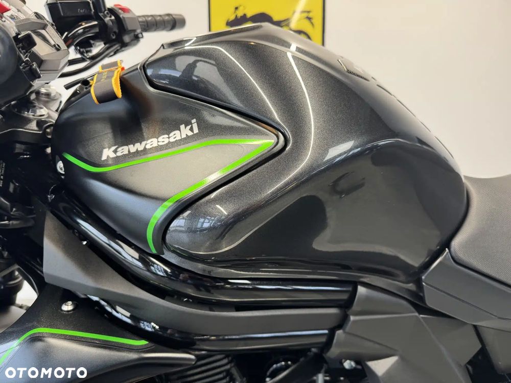 Kawasaki ER - 21