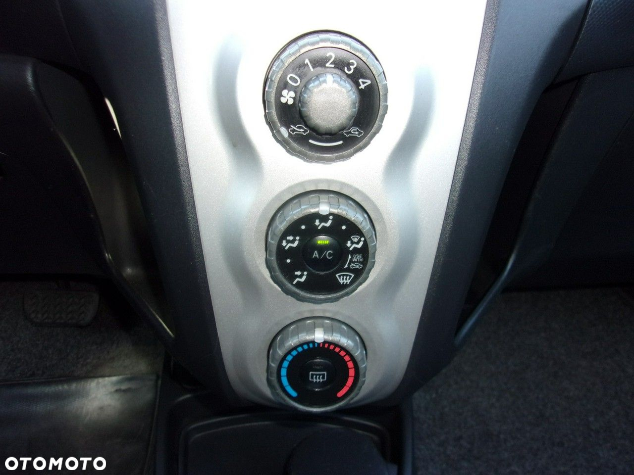Toyota Yaris 1.3 VVT-i Multi Mode Team - 21