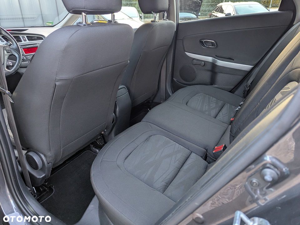 Kia Ceed 1.4 CRDi 90 Edition 7 - 22