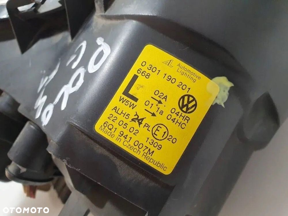 Volkswagen Polo 2002 Lewa strona Lampa przednia 6Q1941007M - 15