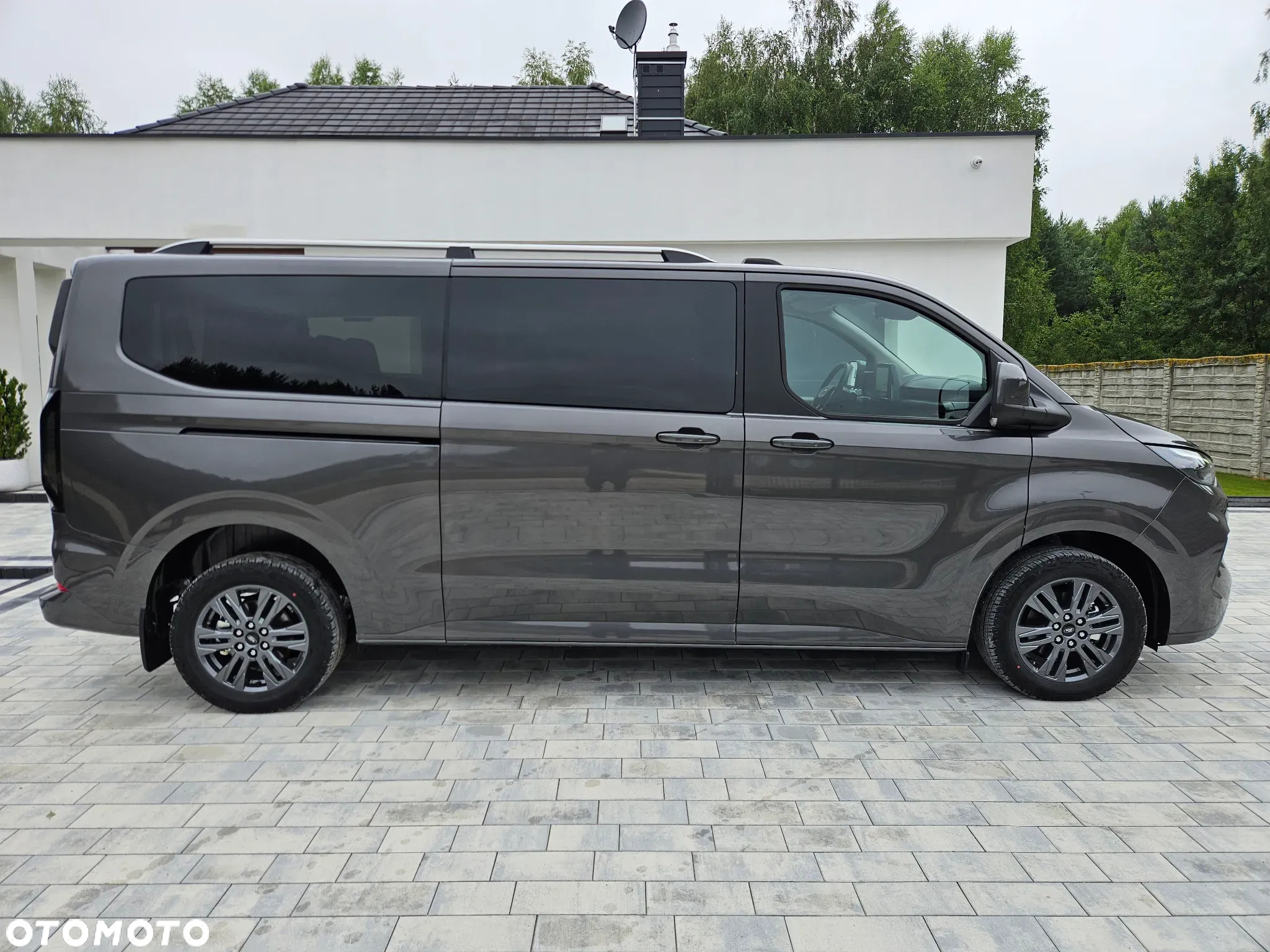Ford Tourneo Custom 2.0 EcoBlue L2 Titanium SelectShift - 10