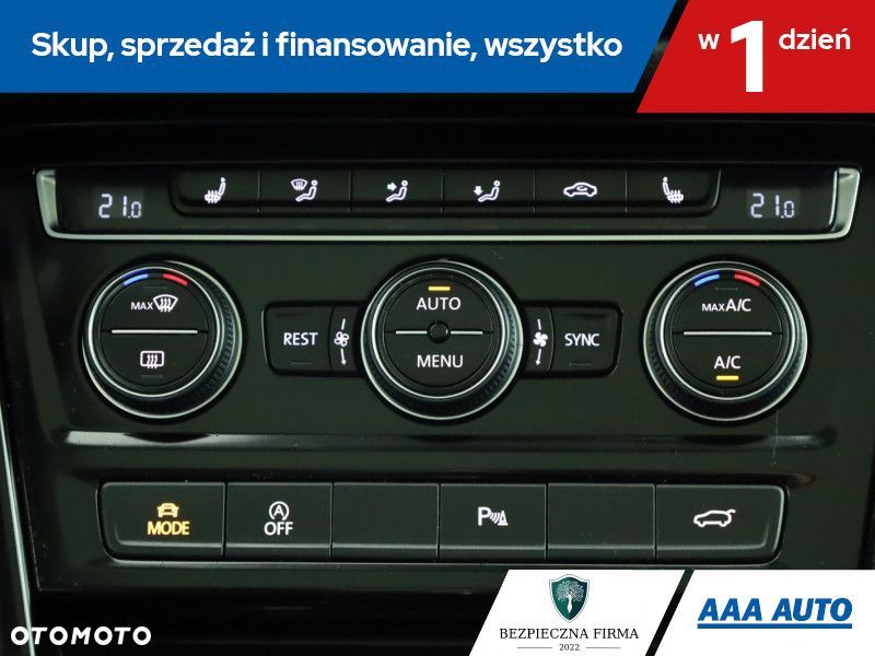Volkswagen Touran - 18