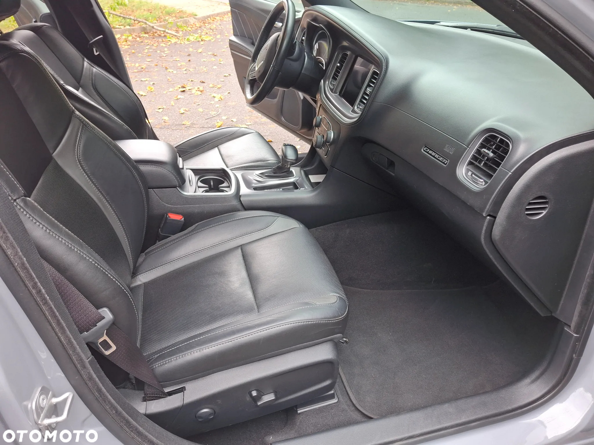 Dodge Charger 3.6 GT - 12
