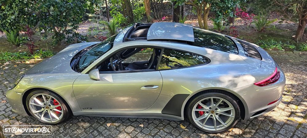 Porsche 911 (991) Carrera GTS - 11