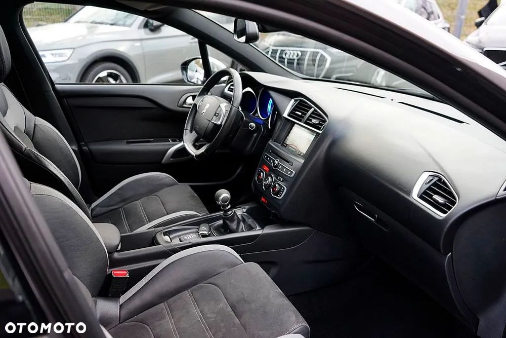 DS Automobiles DS 4 - 18