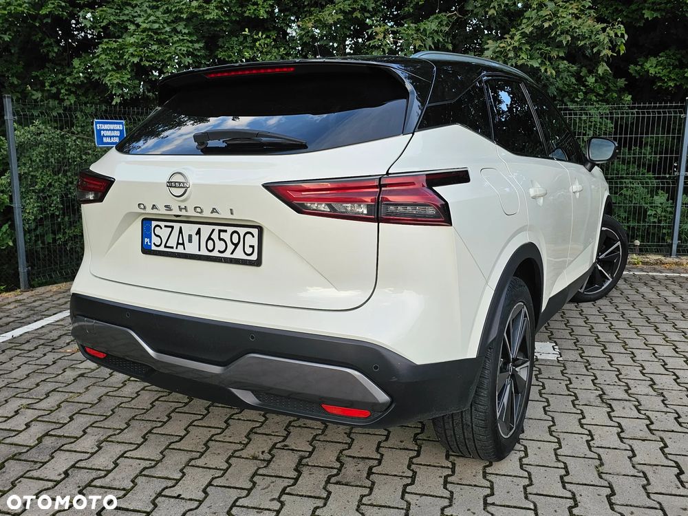 Nissan Qashqai 1.3 DIG-T 4x4 MHEV Xtronic Tekna - 22