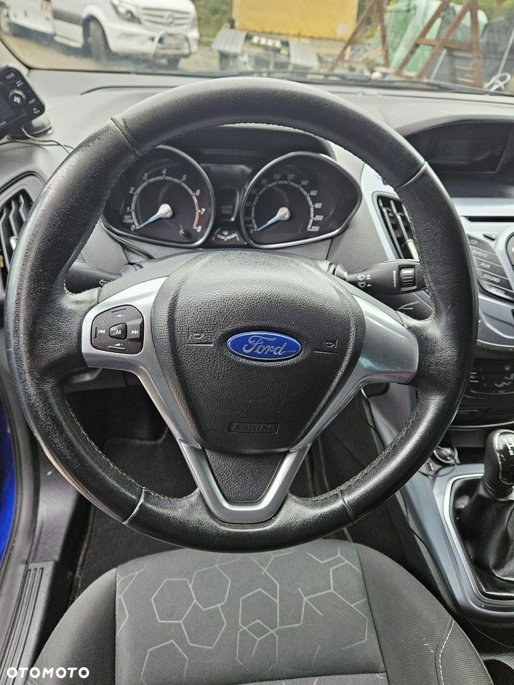 Ford B-MAX - 13