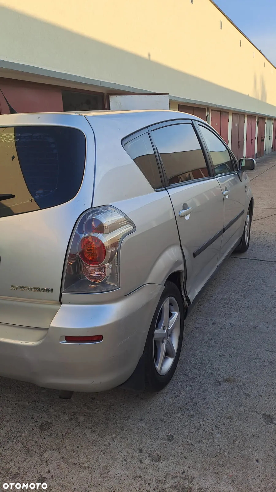 Toyota Corolla Verso 2.0 D-4D - 2