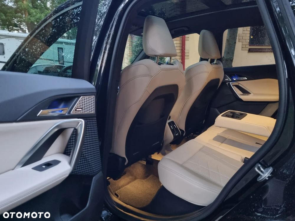 BMW X1 - 17