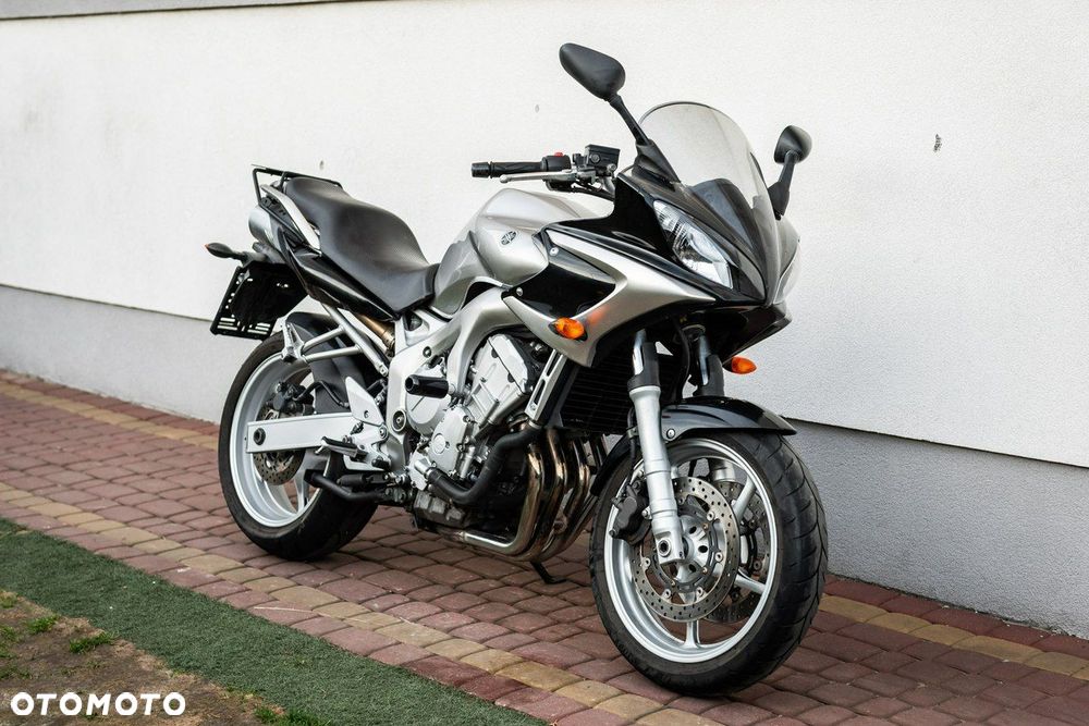 Yamaha FZ - 1