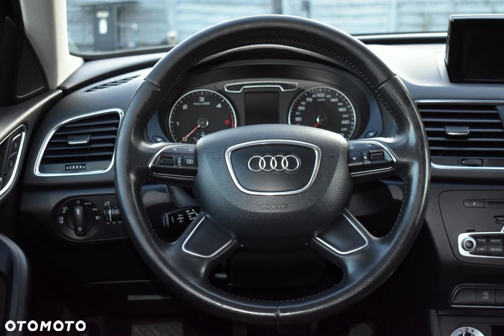 Audi Q3 2.0 TDI Quattro Edycja Specjalna - 27
