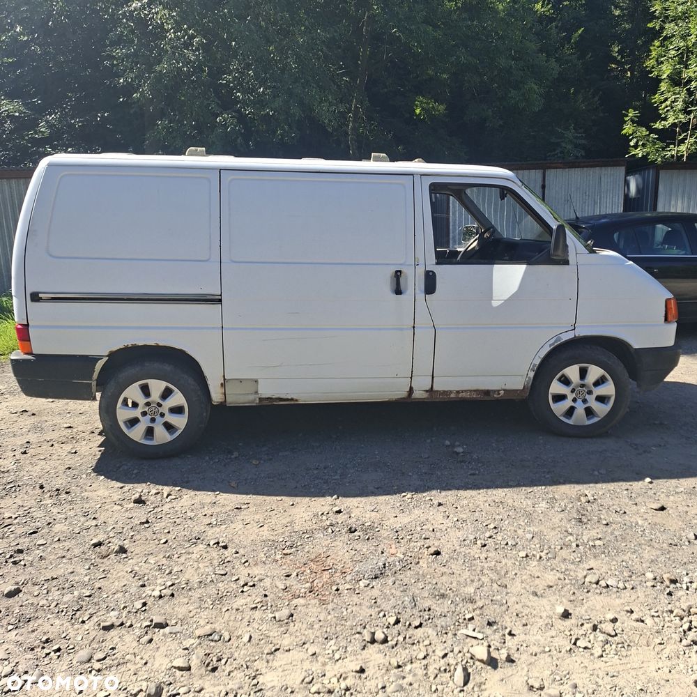 Volkswagen Transporter - 3