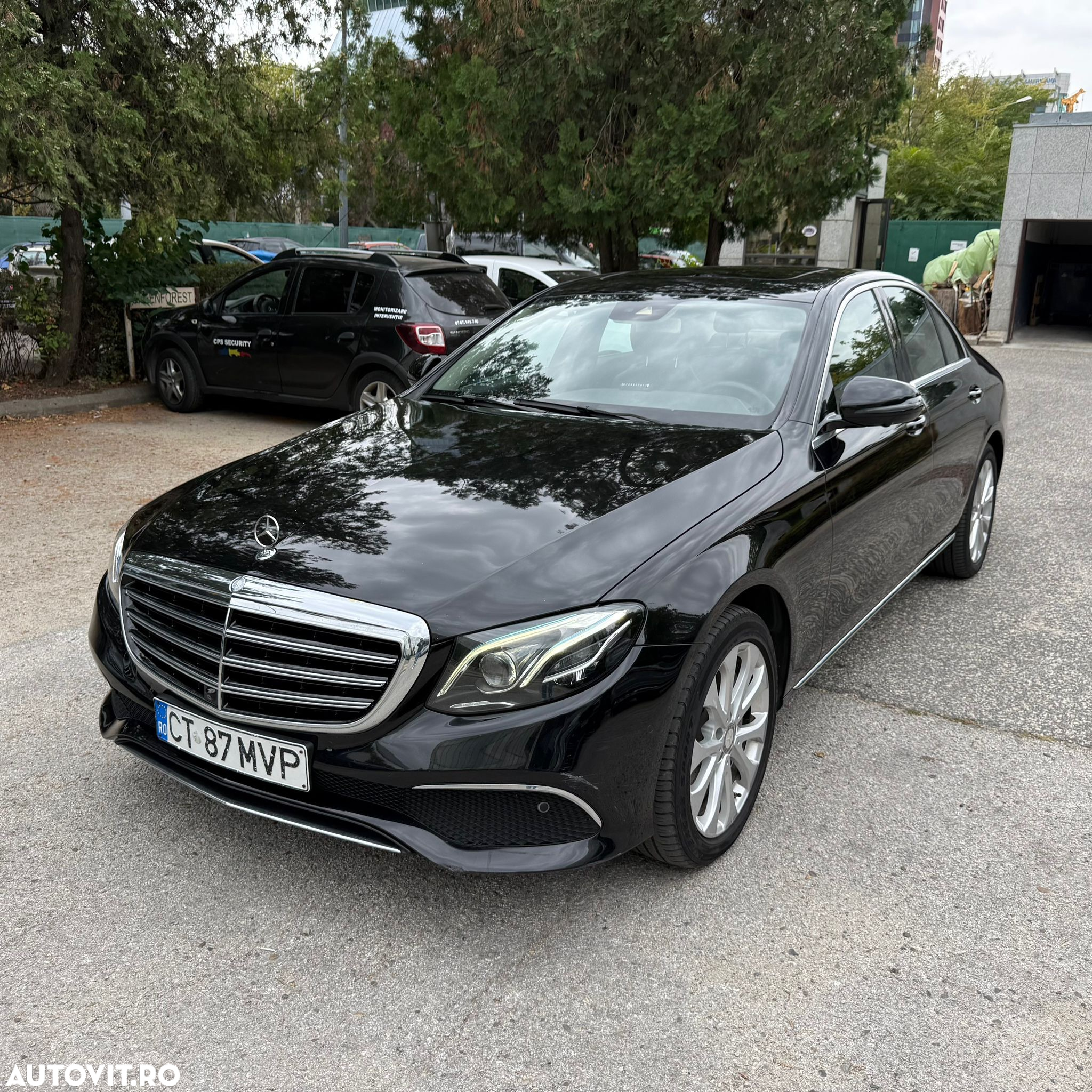 Mercedes-Benz E 220 d Aut. - 9