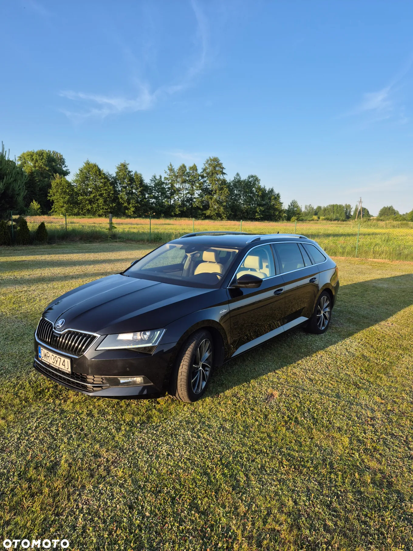 Skoda Superb 2.0 TDI 4x4 L&K DSG - 19