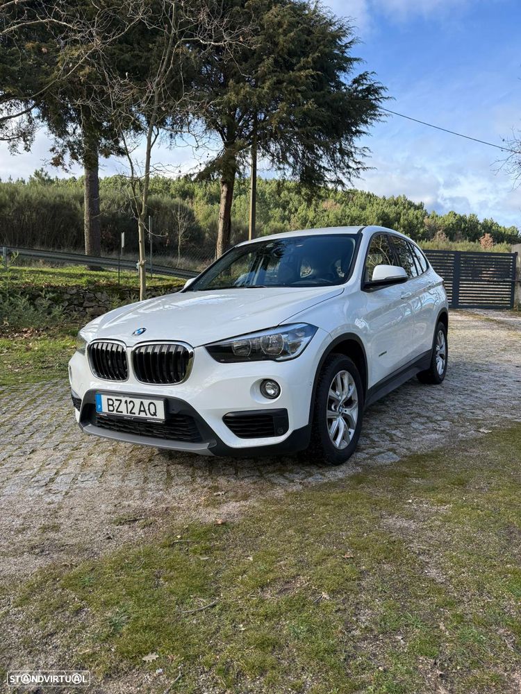BMW X1 sDrive18i - 1