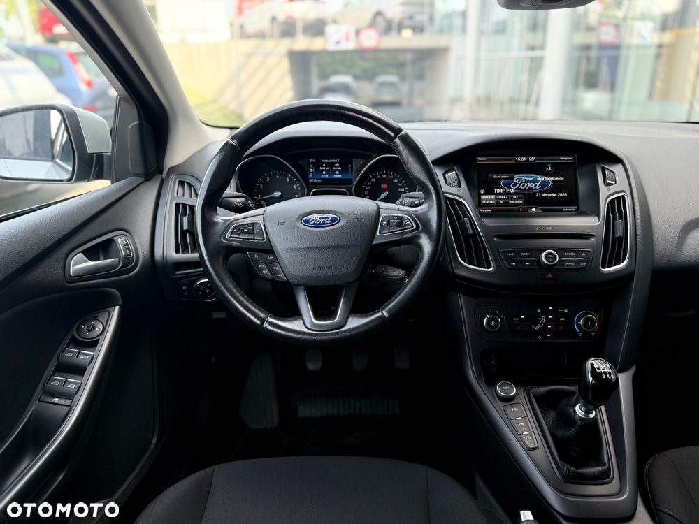 Ford Focus 1.5 EcoBoost STart-Stopp-System TITANIUM - 18