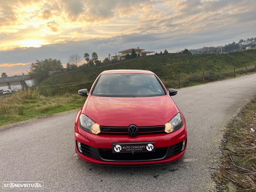 VW Golf 2.0 GTI - 41