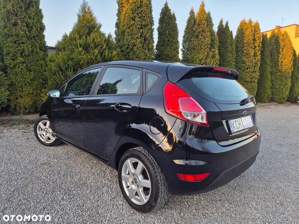 Ford Fiesta 1.25 Celebration - 28