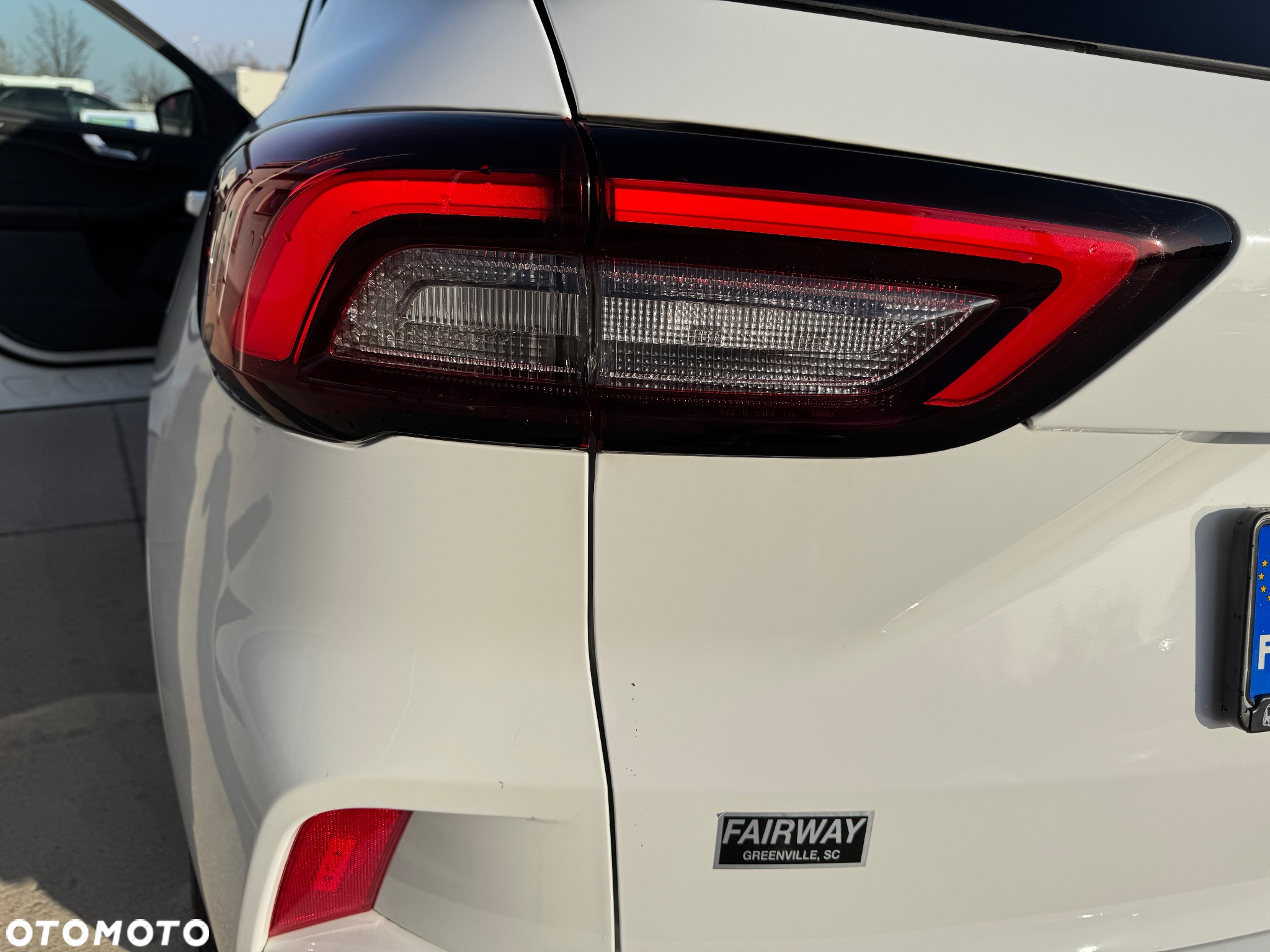 Ford Kuga 1.5 EcoBoost ST-LINE - 18