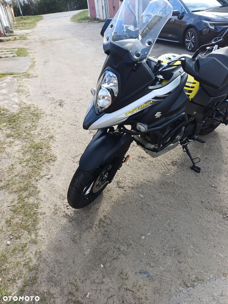 Suzuki V-STROM - 23