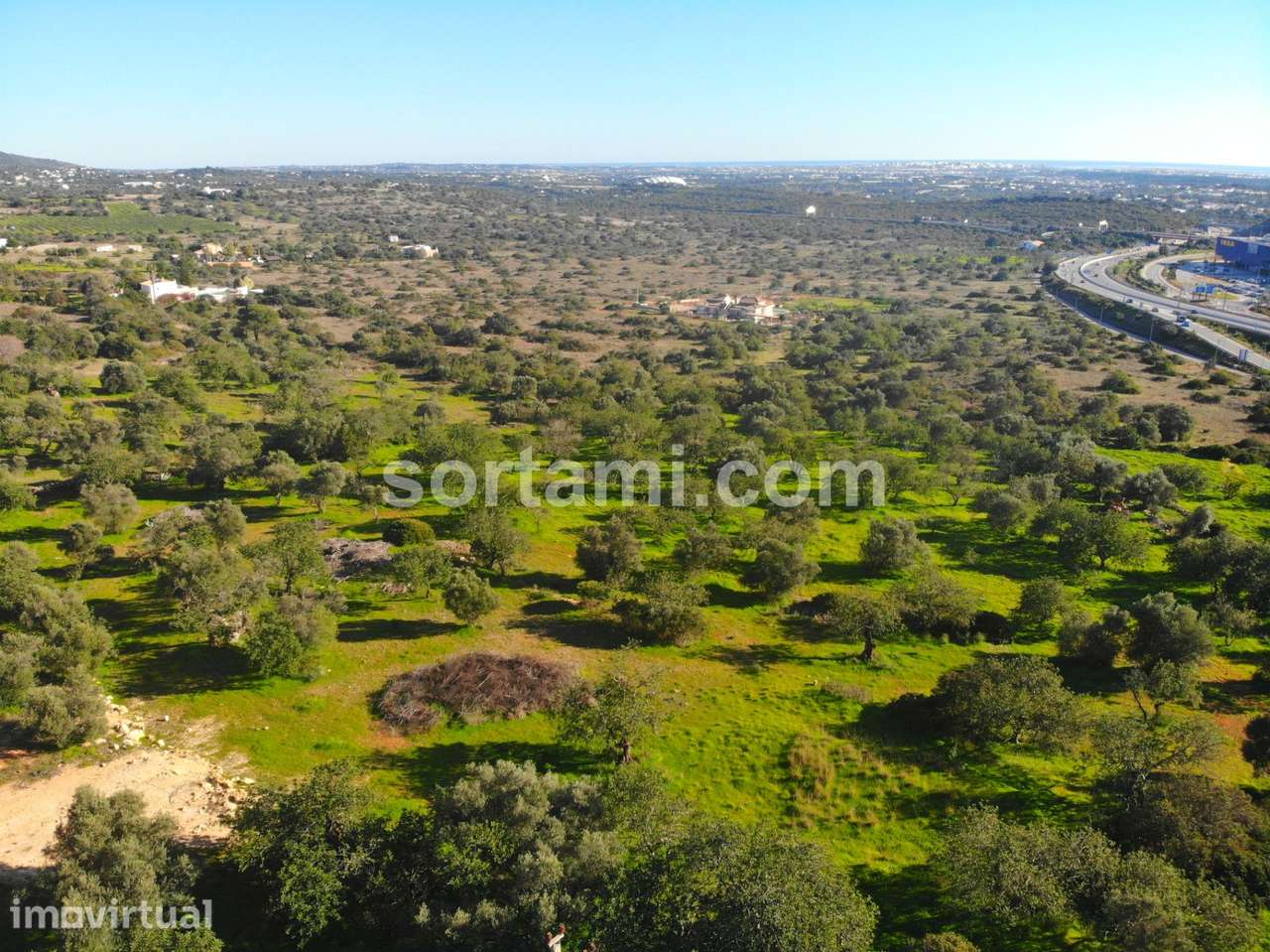 Lote de Terreno  Venda em Santa Bárbara de Nexe,Faro - Grande imagem: 3/4