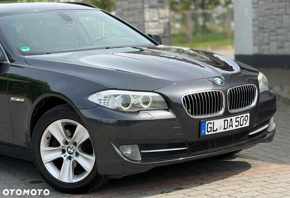 BMW Seria 5 520d BluePerformance - 12