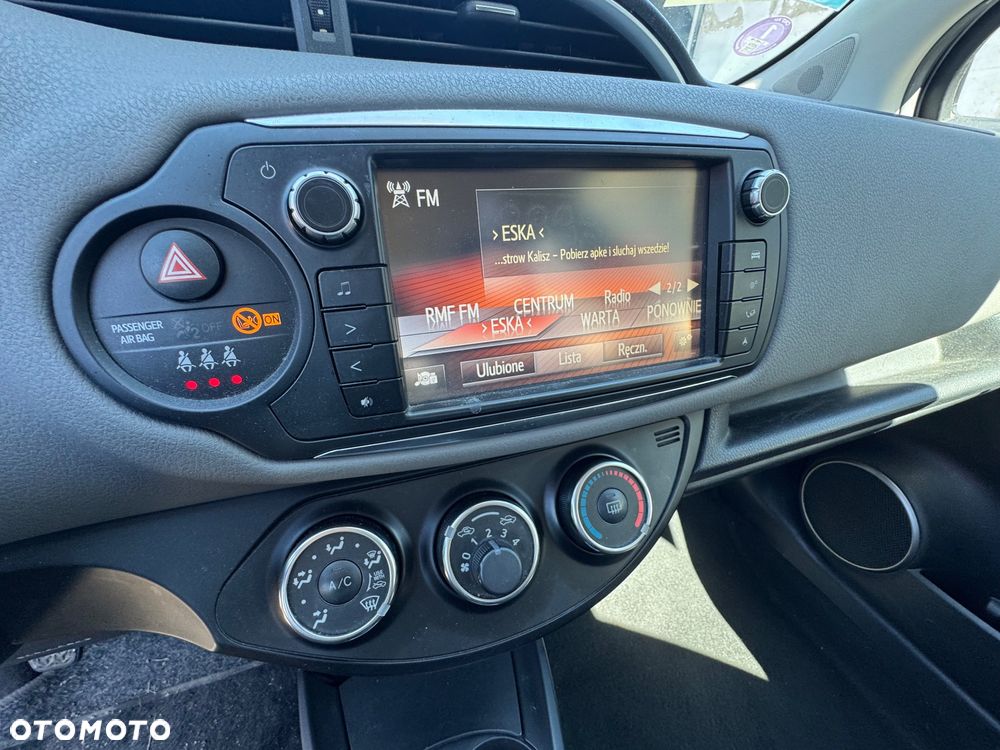 Toyota Yaris - 16