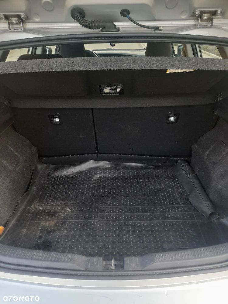 Toyota Auris - 7