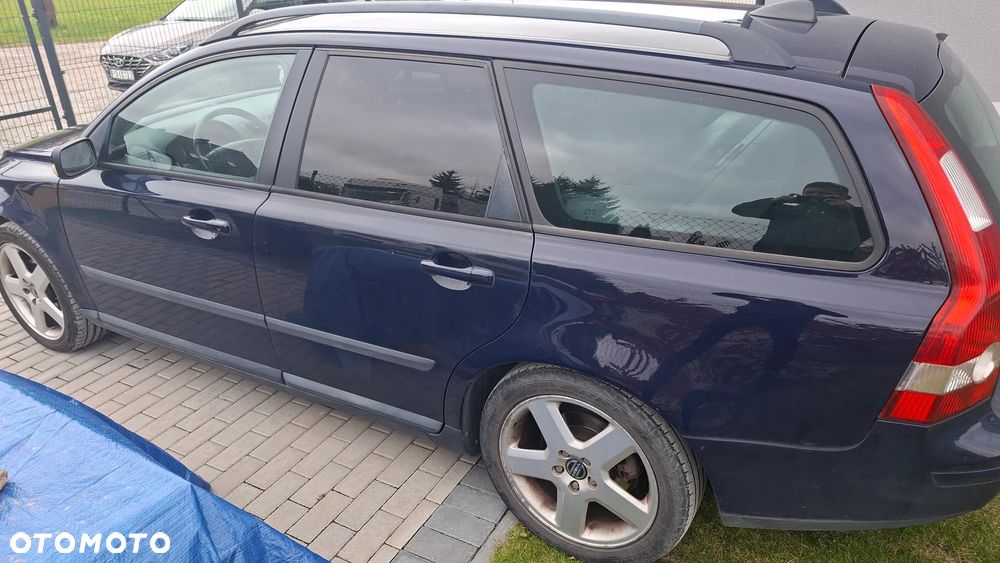 Volvo V50 2006 photo 2