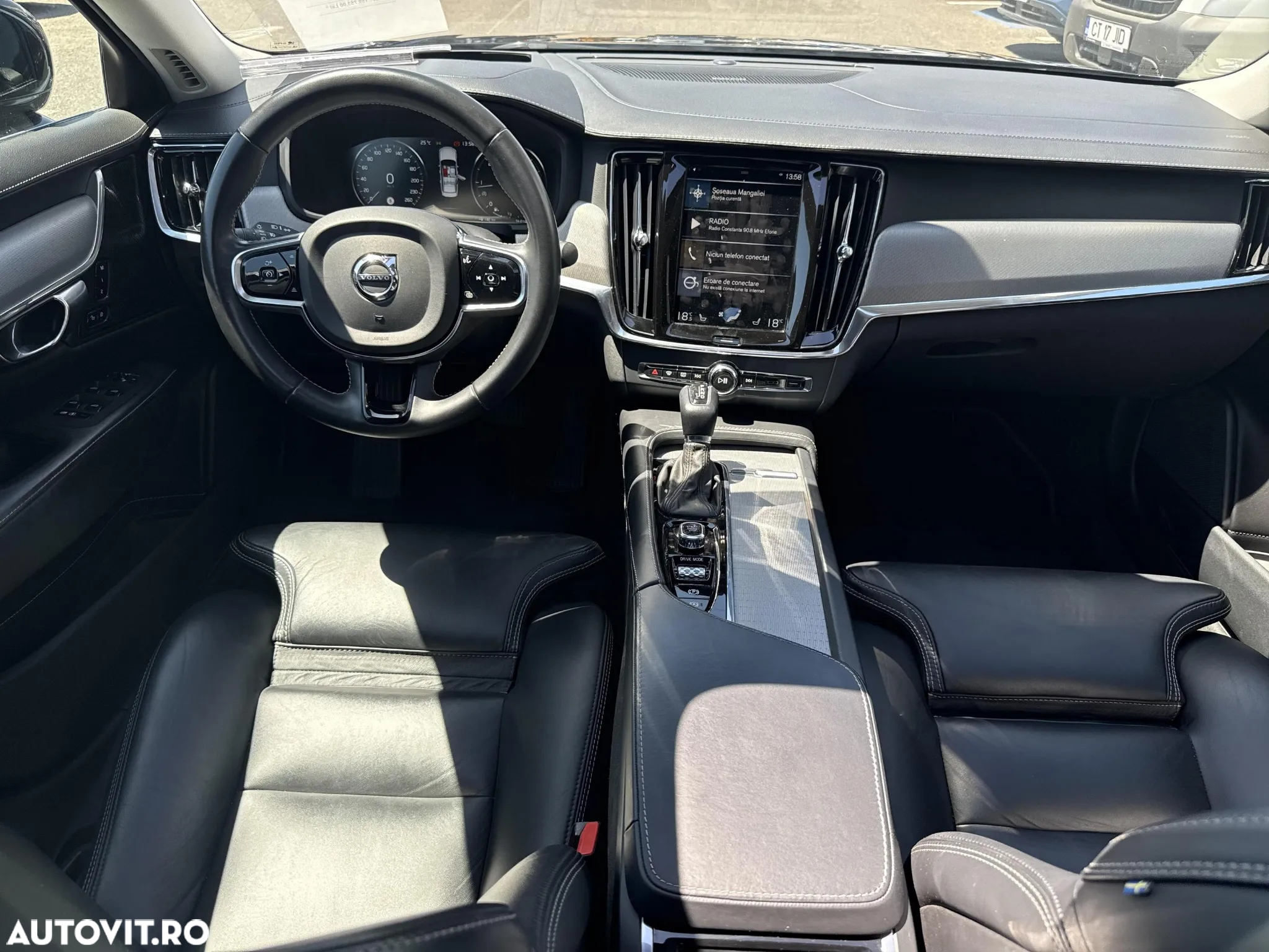 Volvo S90 D5 AWD Geartronic Inscription - 25
