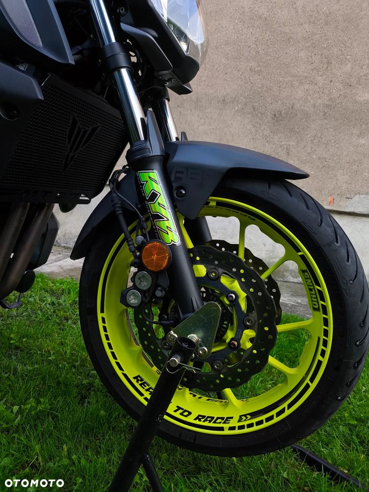 Yamaha MT - 32