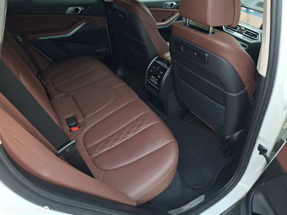 BMW X5 xDrive30d - 13