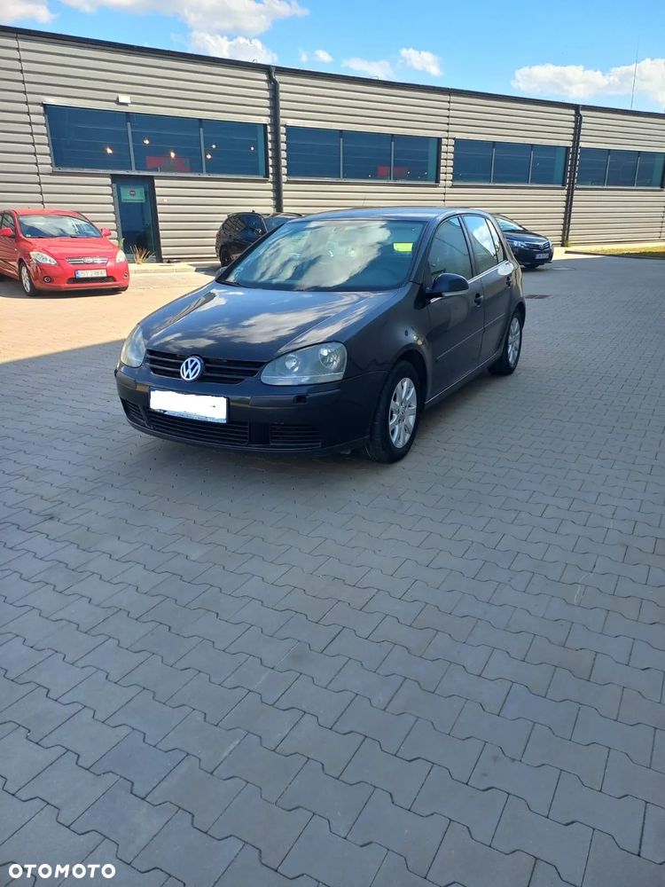 Volkswagen Golf - 2