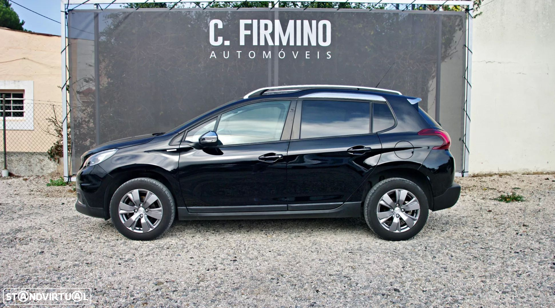 Peugeot 2008 1.2 PureTech Style - 11
