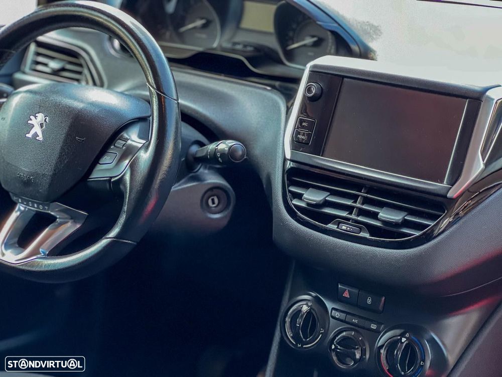 Peugeot 208 1.6 BlueHDi Allure - 14