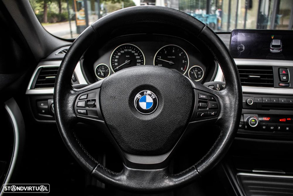 BMW 320 ver-d-touring-ed-advantage-auto - 12