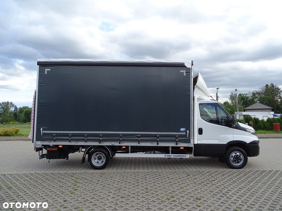 Iveco Daily 50C17 3.0 170Km. Plandeka 2x FIRANA+Dach Odsuwany 9 Palet 4.88 m. WINDA 1500 KG !! JAK NOWY! Salon PL.!! - 6