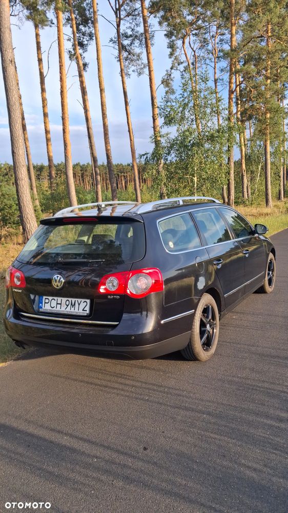 Volkswagen Passat 2.0 TDI DPF DSG Comfortline - 3