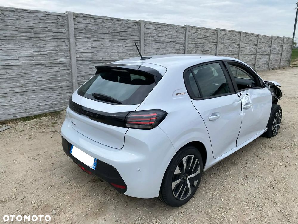 Peugeot 208 Elektromotor 156 Allure - 6