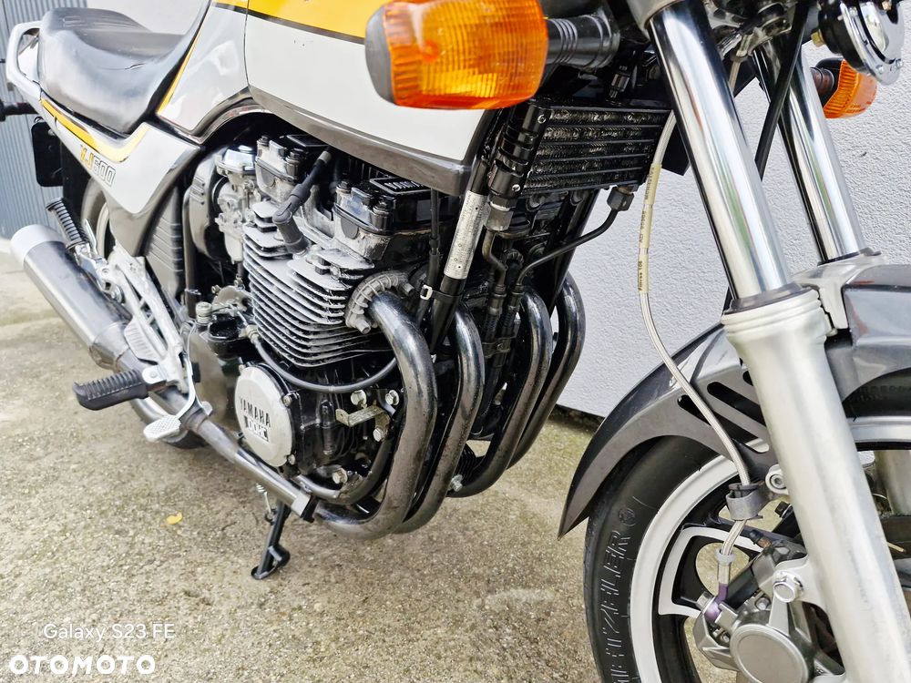 Yamaha XJ - 26