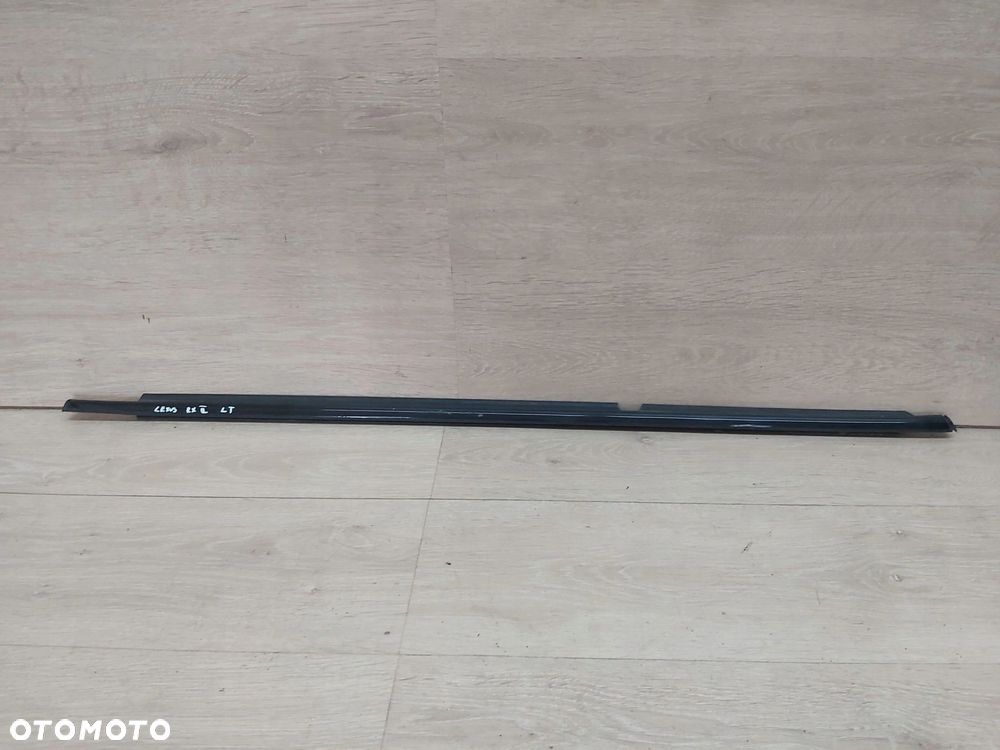 LEXUS RX II 300 350 400h listwa zgarniająca szyby drzwi lewy tył - 1