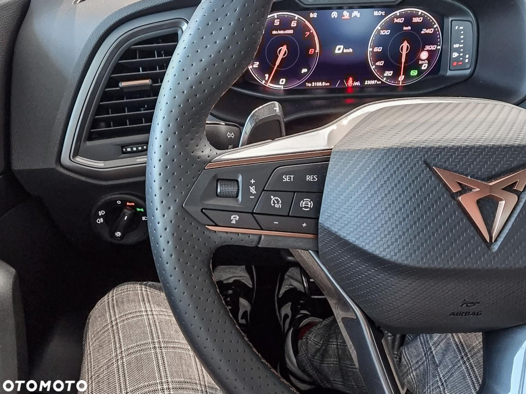 Cupra Ateca - 22