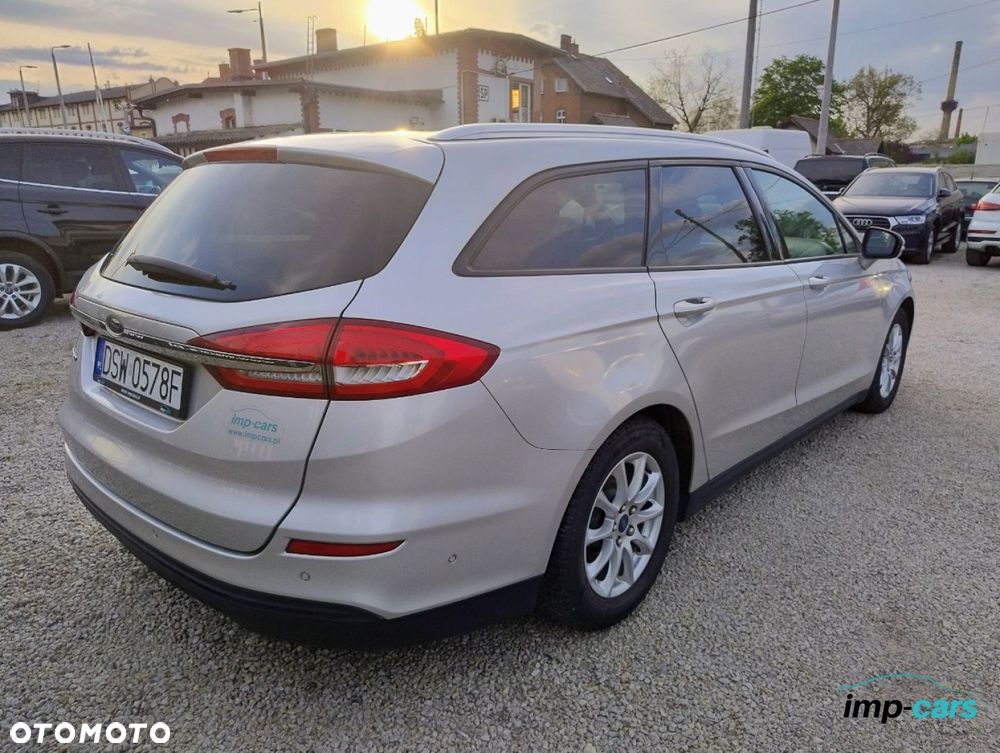 Ford Mondeo - 4